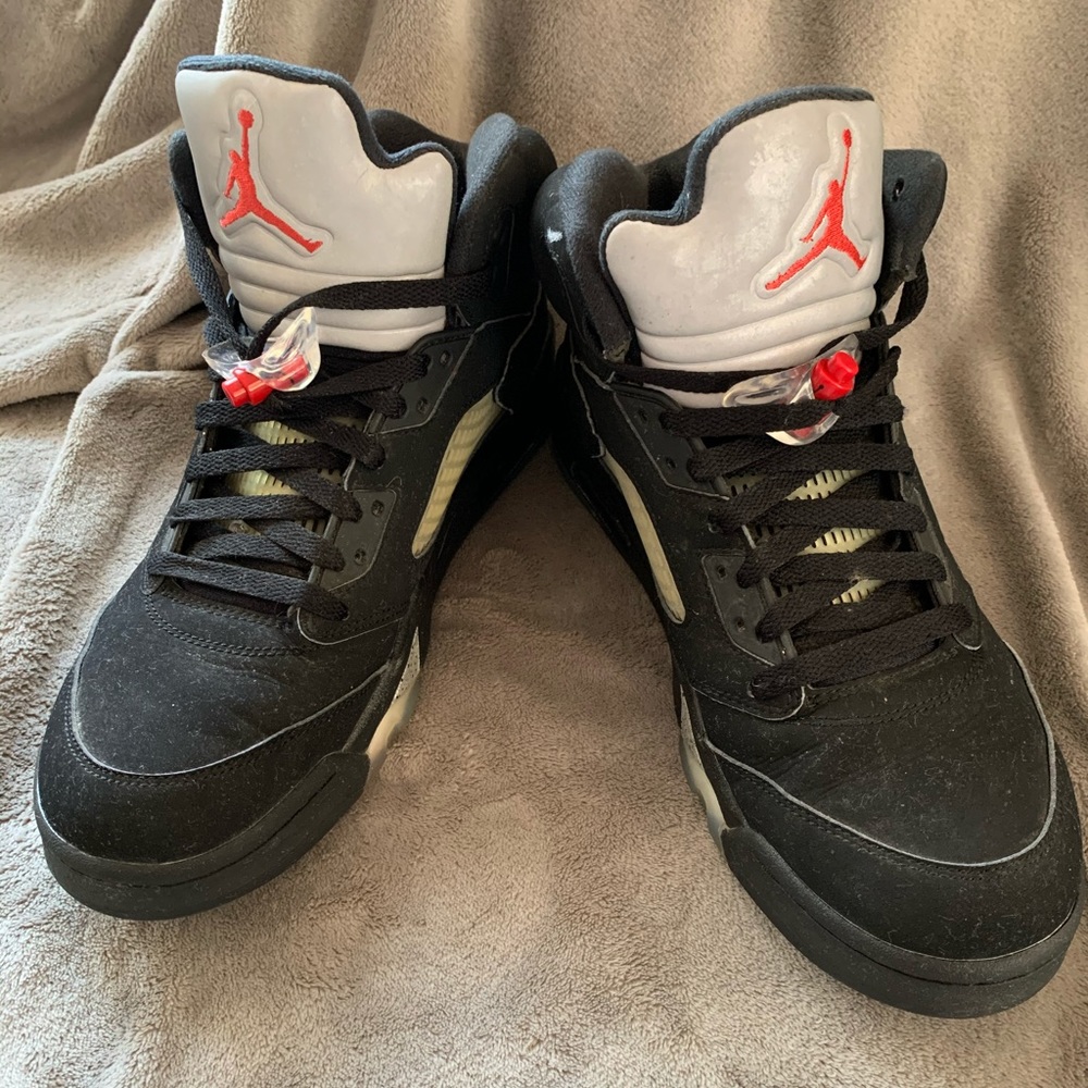 Nike Air Jordan Retro 5’s OG Metallic Black